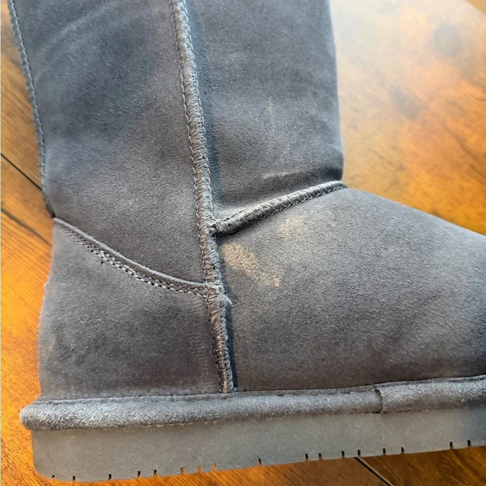 Bearpaw Suede Gray Tall Boots Size 8 Sherpa Lined Winter Cozy Comfy Grey